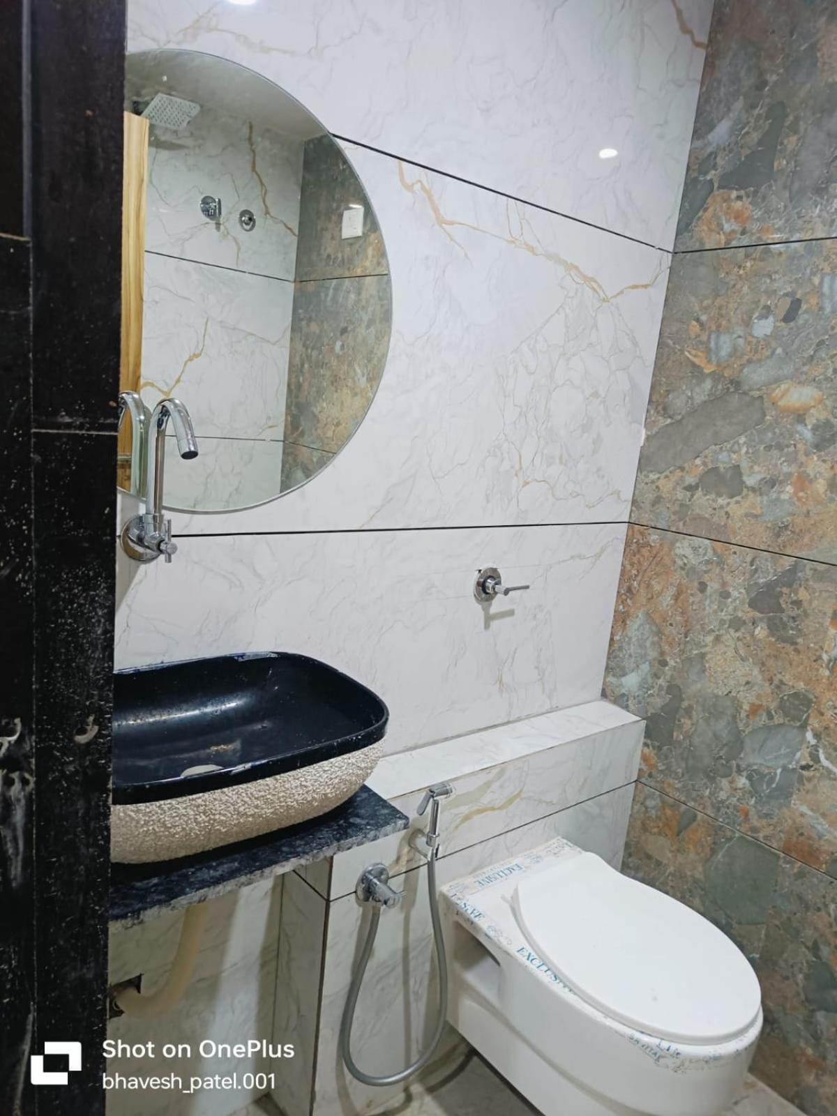 Hotel Alpine Ahmedabad Exterior photo